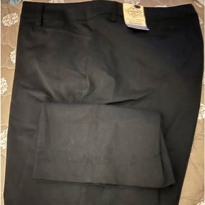 St. John’s bay straight leg mid-rise pants